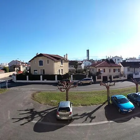 Vue Pyreneenne Elegante Avec 2 Lägenhet