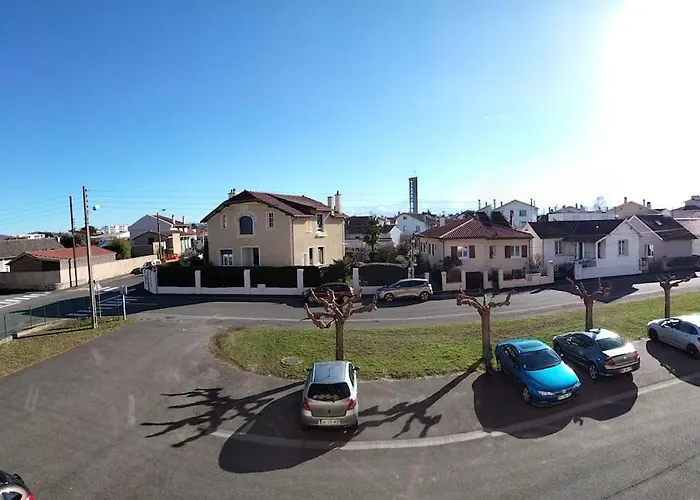 Vue Pyreneenne Elegante Avec 2 Lägenhet